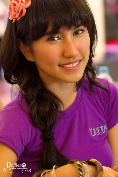 Sharing Foto Artis Indonesia ♥♥♥: Louise Anastasya